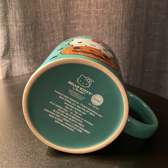 Hello Kitty Halloween Mug By Sanrio - Picture 4 of 4